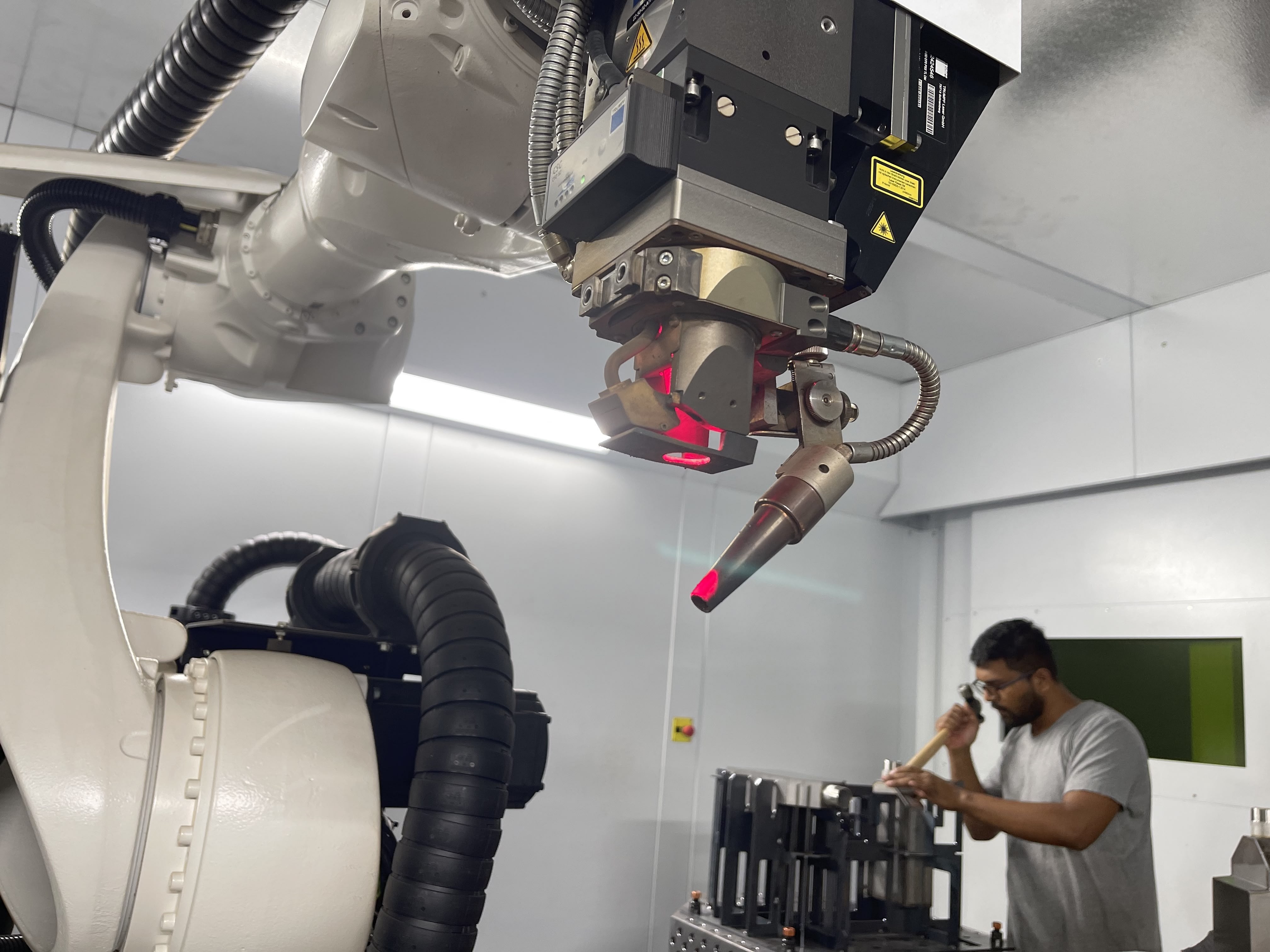 Automated robotic welding and fabrication of Argent SCEC Class B and Class C high-security server racks in Australian manu...