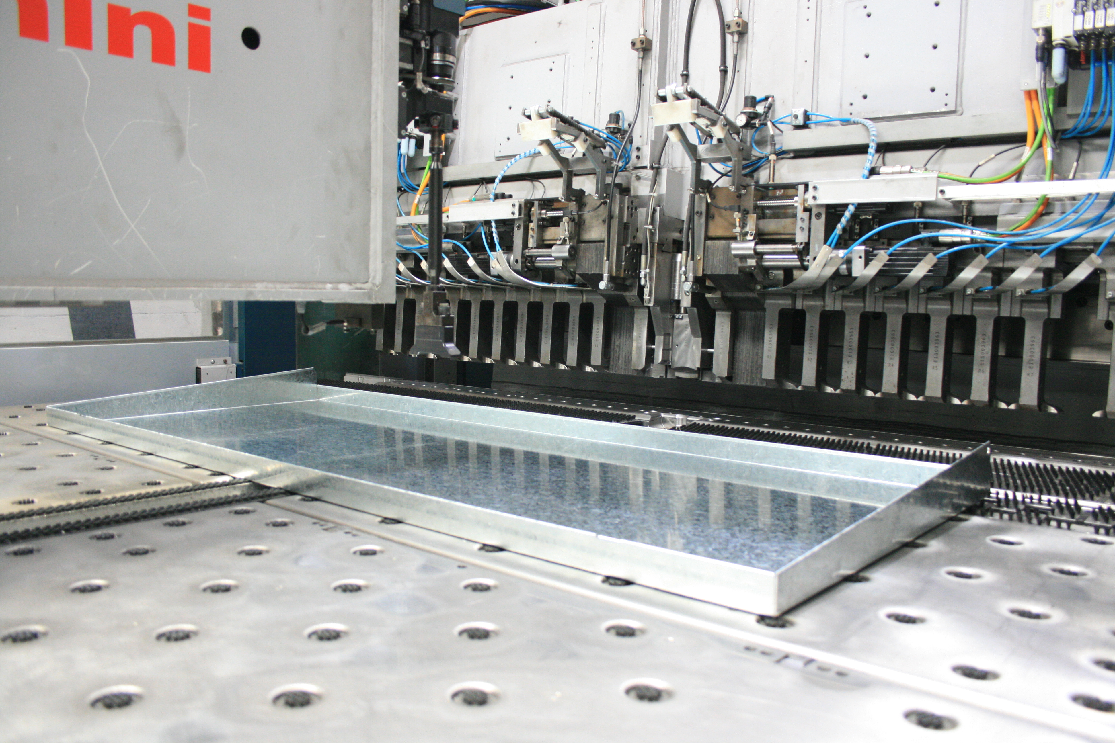 Wilson & Gilkes automated press brake forming a sheet metal tray